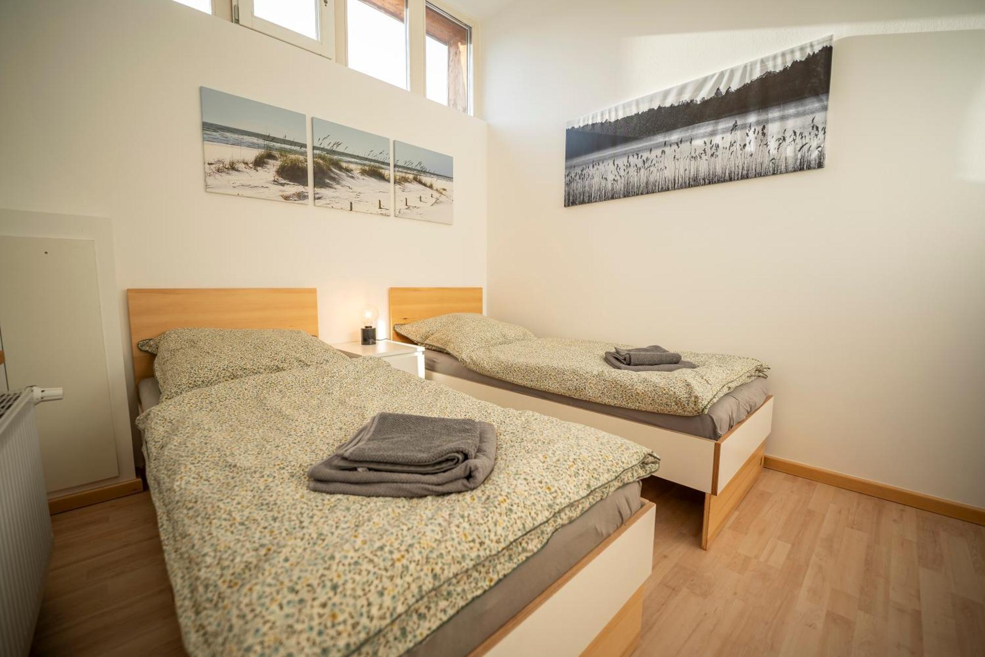 Ferienwohnung Haus Unterm Mammutbaum - Elberadweg Magdeburg Exterior foto